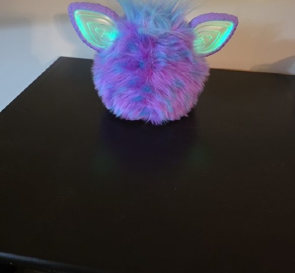 Furby - Picture 5 of 5